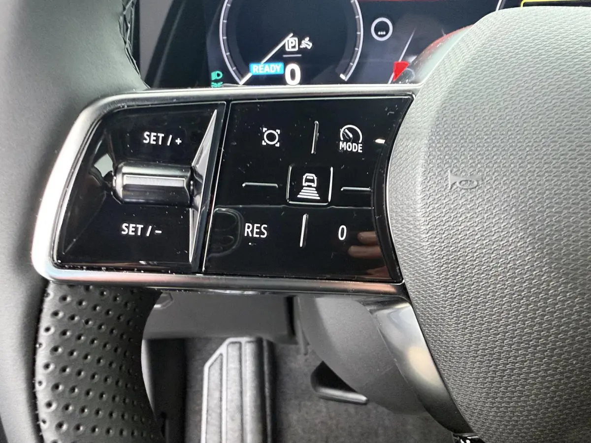 Intense 87 kWh €5.000 Korting | Google Build-in | Elektrische Achterklep | Dakrails | Warmtepomp + Batterij Verwarming | Adaptieve Cruise Control | Keyless Entry  | Privacy Glass | Verwarm