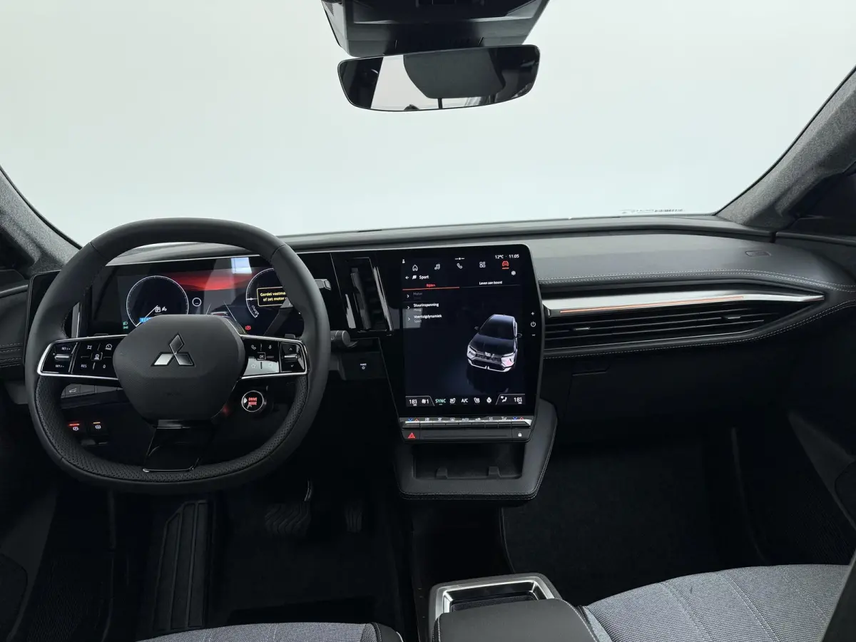 Intense 87 kWh €5.000 Korting | Google Build-in | Elektrische Achterklep | Dakrails | Warmtepomp + Batterij Verwarming | Adaptieve Cruise Control | Keyless Entry  | Privacy Glass | Verwarm