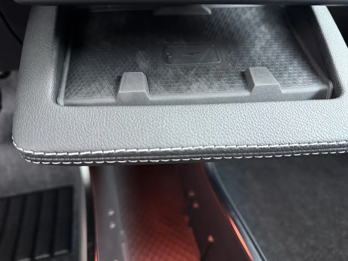 Intense 87 kWh €5.000 Korting | Google Build-in | Elektrische Achterklep | Dakrails | Warmtepomp + Batterij Verwarming | Adaptieve Cruise Control | Keyless Entry  | Privacy Glass | Verwarm
