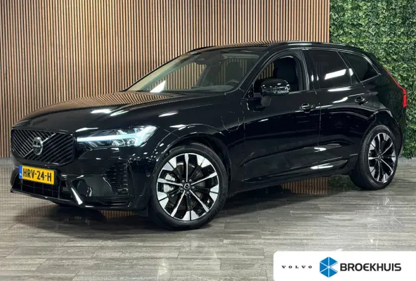 T6 AWD Recharge Ultra Dark | Luchtvering | Trekhaak | 360° Camera | Head-Up Display | Harman Kardon | Adaptieve Cruise Control | Stoelverwarming voor+achter | Stuurwielverwarming | Full LED