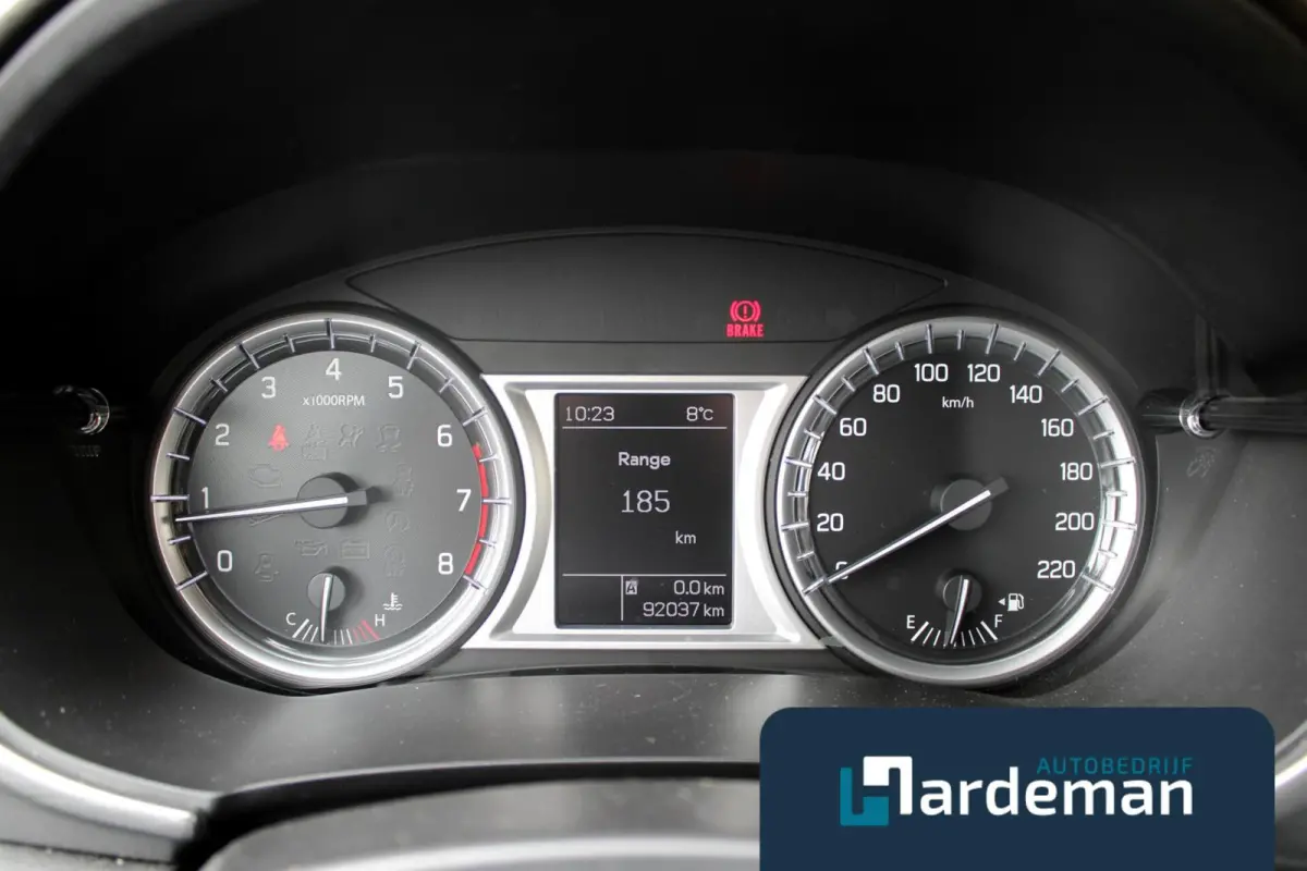1.6 Exclusive Navi Carplay Cruise