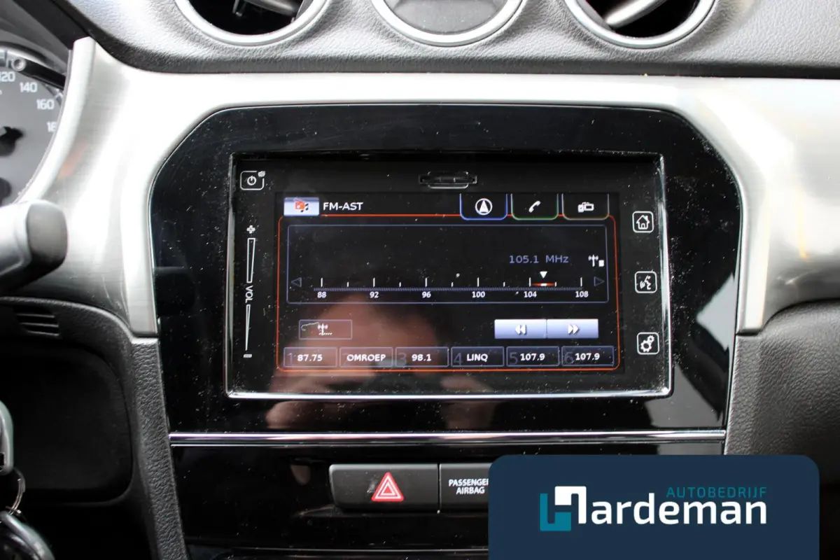 1.6 Exclusive Navi Carplay Cruise