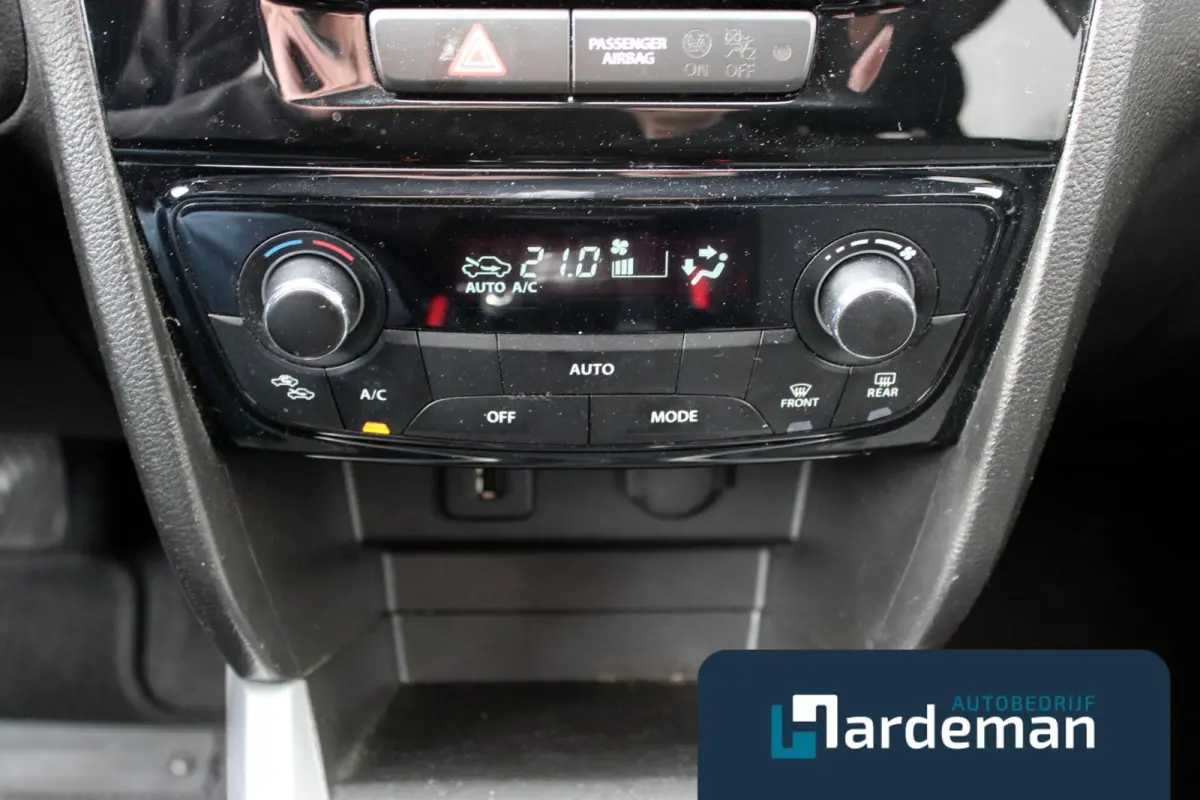 1.6 Exclusive Navi Carplay Cruise