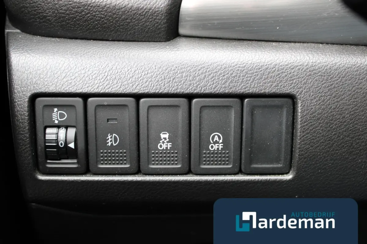 1.6 Exclusive Navi Carplay Cruise