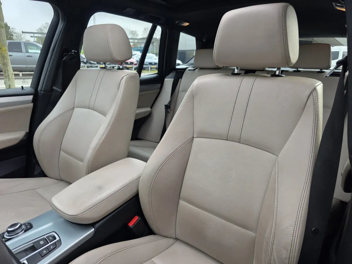 XDrive28i High Executive – PANO – 245PK – Automaat –