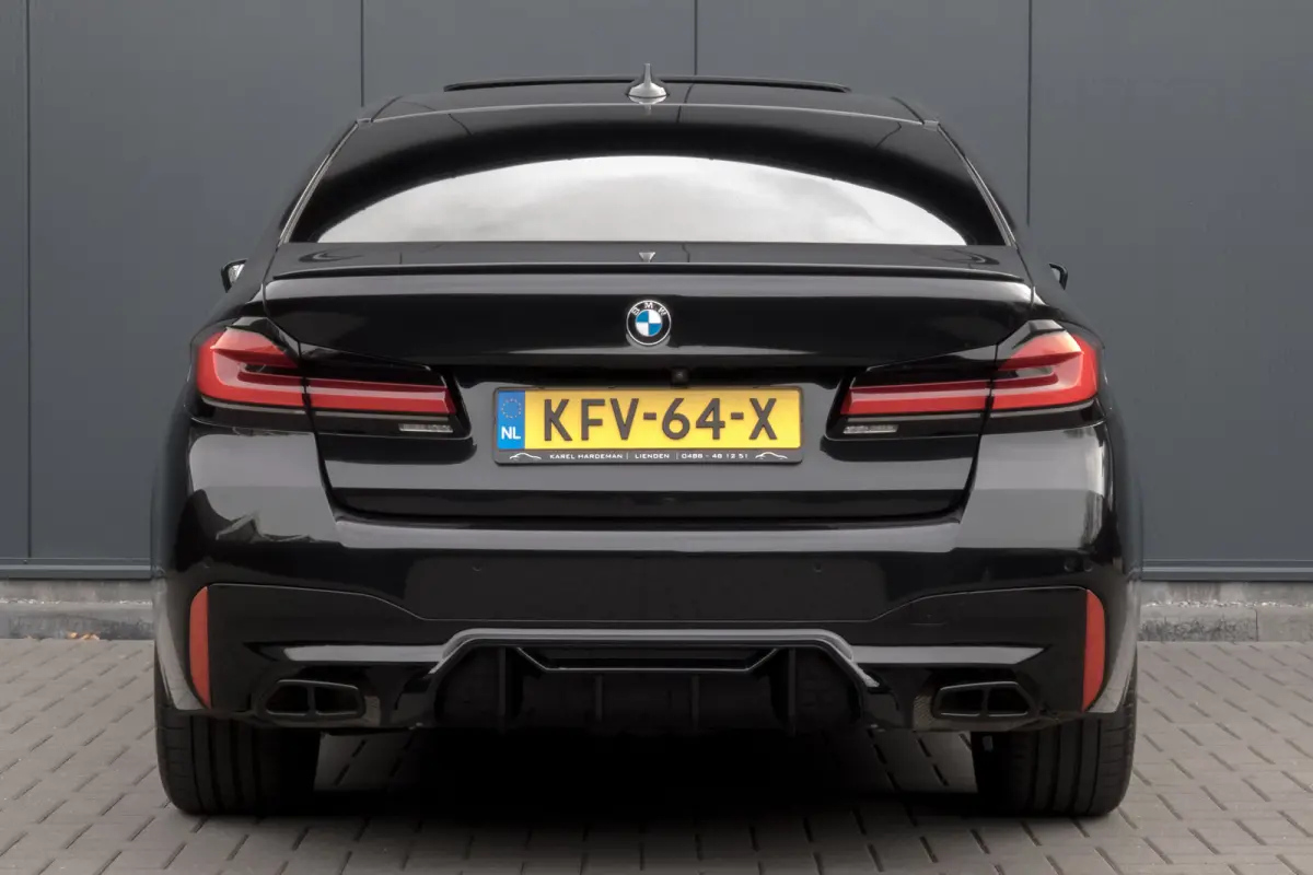 530e Business Edition Plus M-PERFORMANCE | M-PAKKET | PANO | ACC | CAMERA | ELEKTRISCH VERSTELBARE VOORSTOELEN