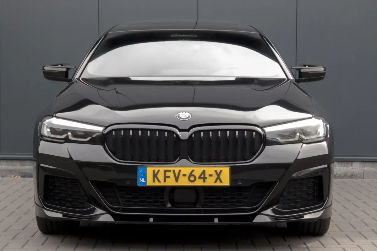 530e Business Edition Plus M-PERFORMANCE | M-PAKKET | PANO | ACC | CAMERA | ELEKTRISCH VERSTELBARE VOORSTOELEN