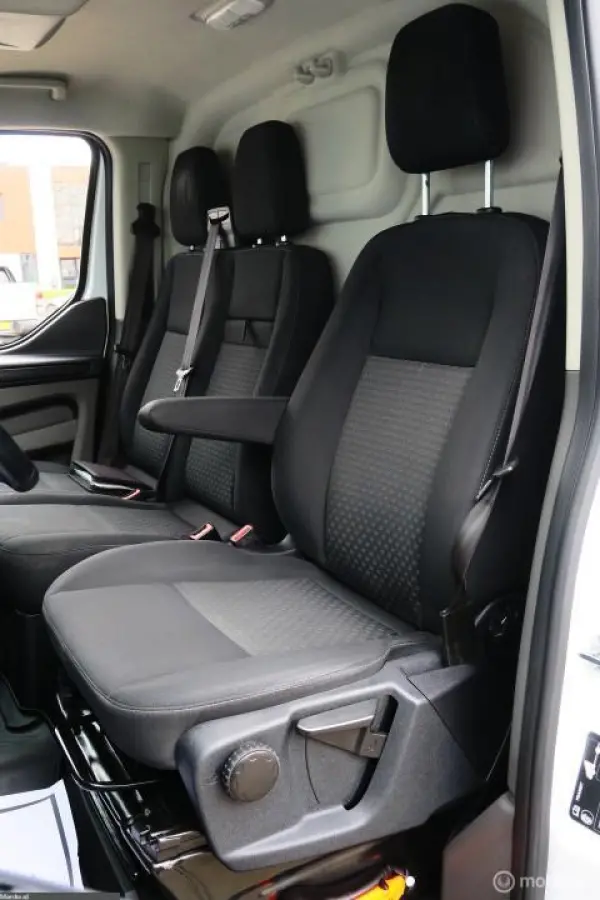 2.0 TDCI 130pk L2H1 3 persoons EURO 6