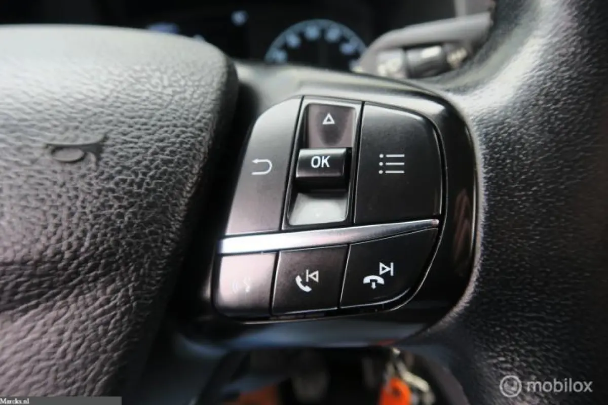 2.0 TDCI 130pk L2H1 3 persoons EURO 6