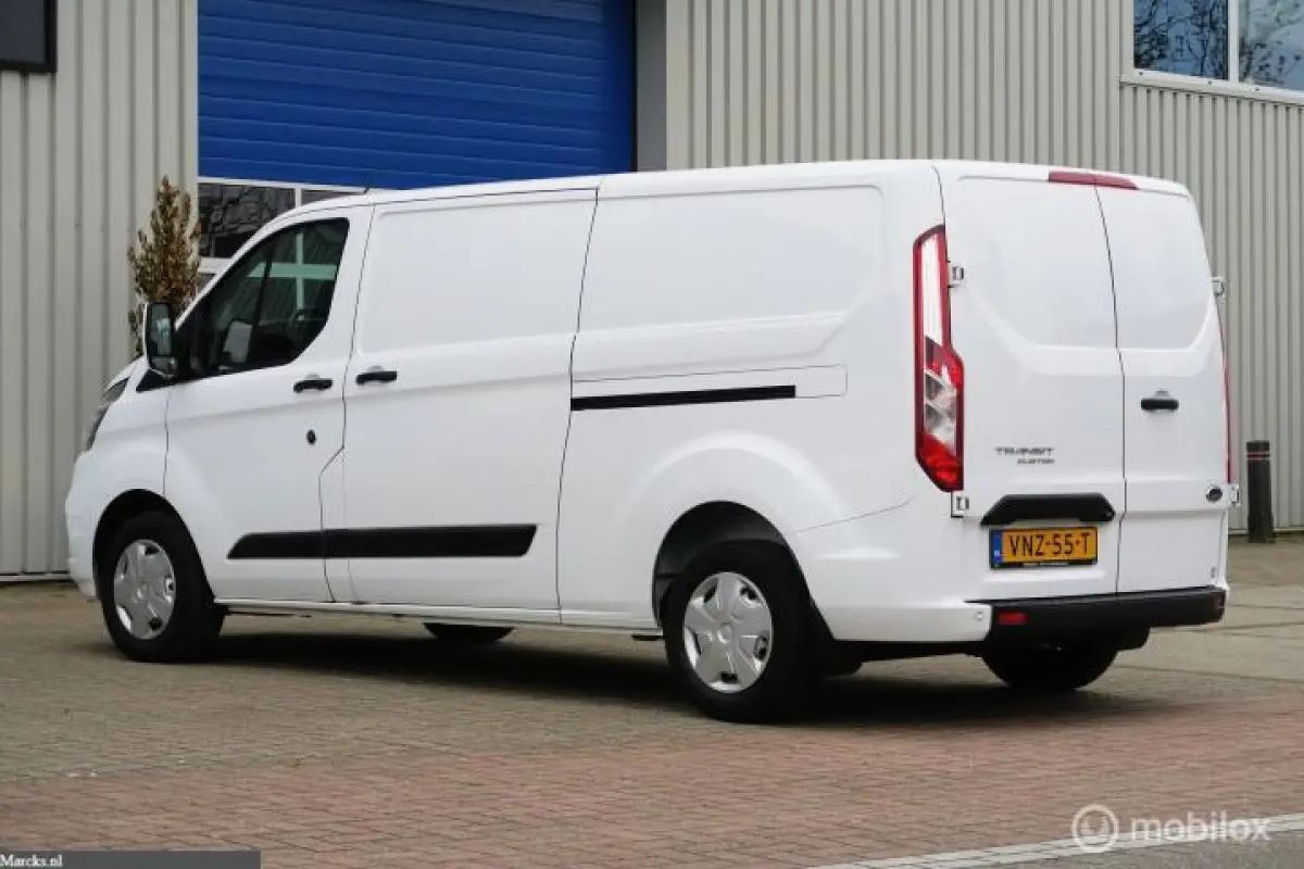2.0 TDCI 130pk L2H1 3 persoons EURO 6
