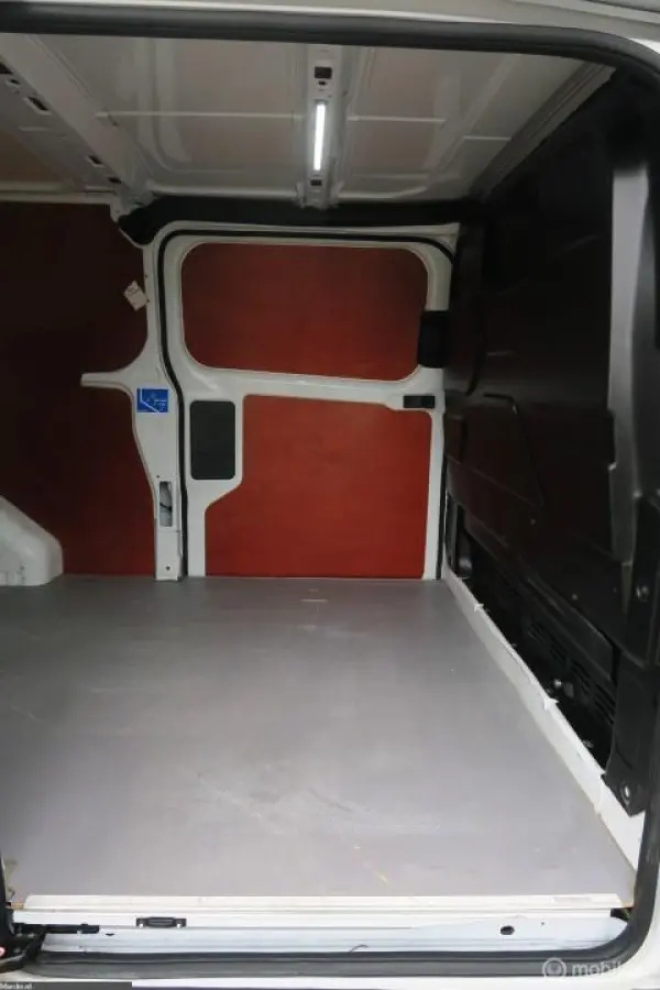2.0 TDCI 130pk L2H1 3 persoons EURO 6