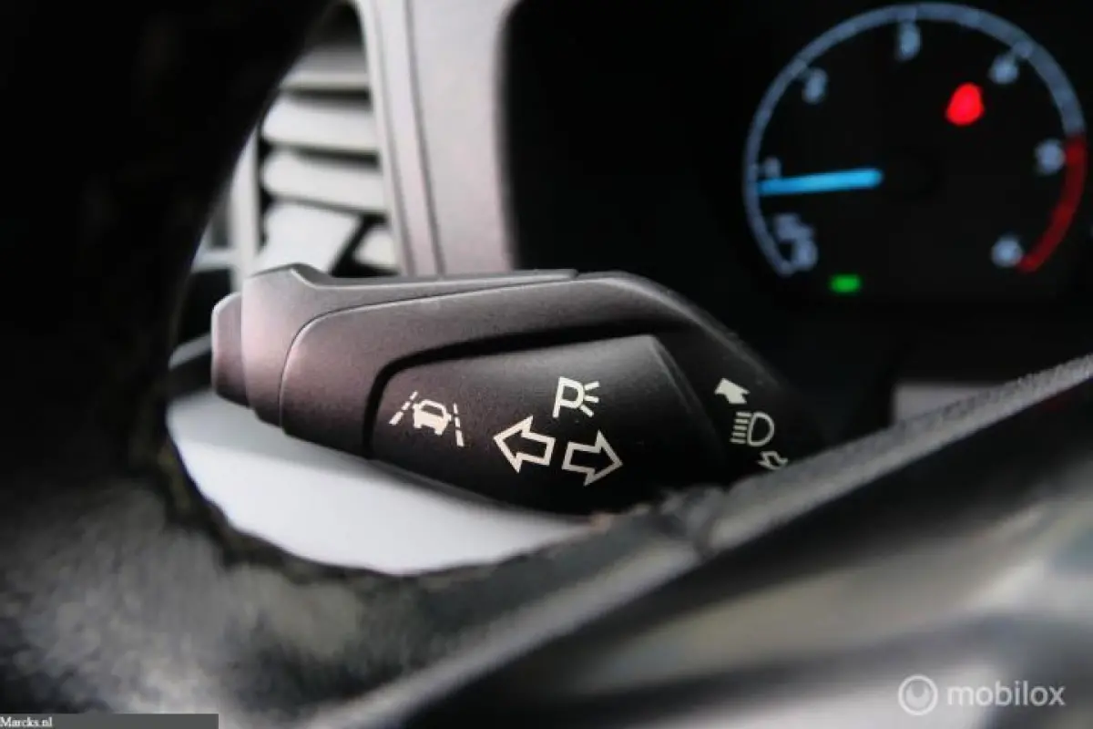 2.0 TDCI 130pk L2H1 3 persoons EURO 6