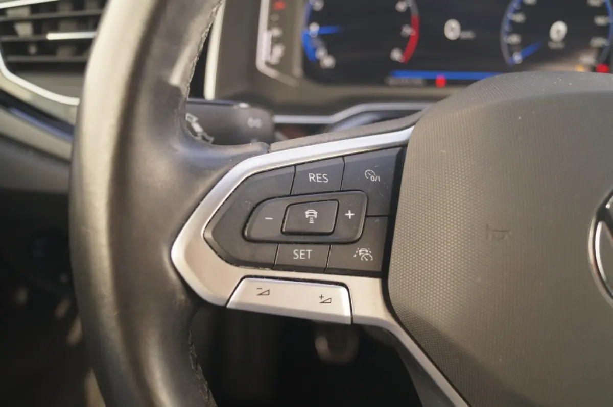 1.0 TSI 110pk 2x R-Line Business -NAVI-ECC-CAM-DIGI-