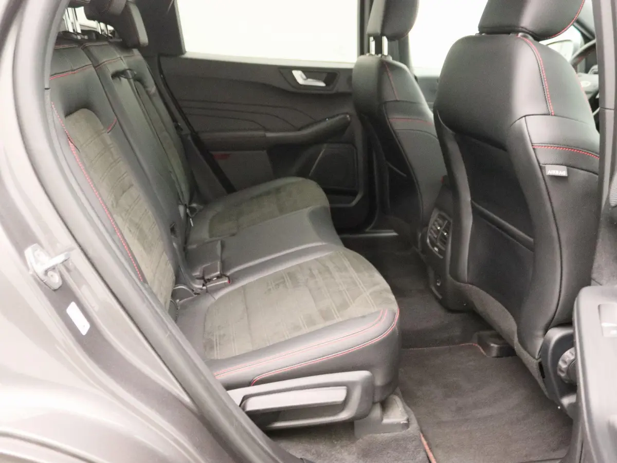 2.5 PHEV ST-Line X | Apple Carplay/Android Auto | Winterpakket | Achteruitrijcamera | Cruise Control | Lichtmetalen Velgen |