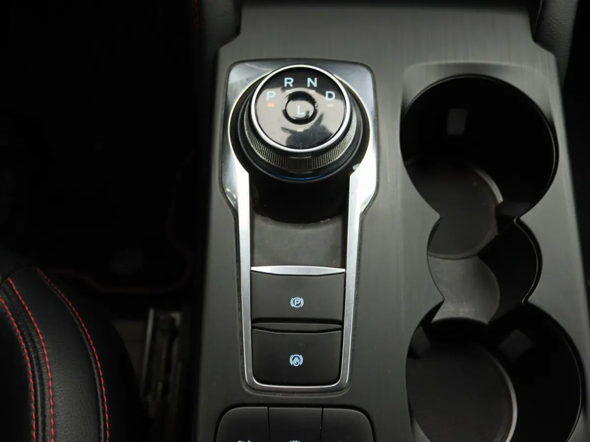 2.5 PHEV ST-Line X | Apple Carplay/Android Auto | Winterpakket | Achteruitrijcamera | Cruise Control | Lichtmetalen Velgen |