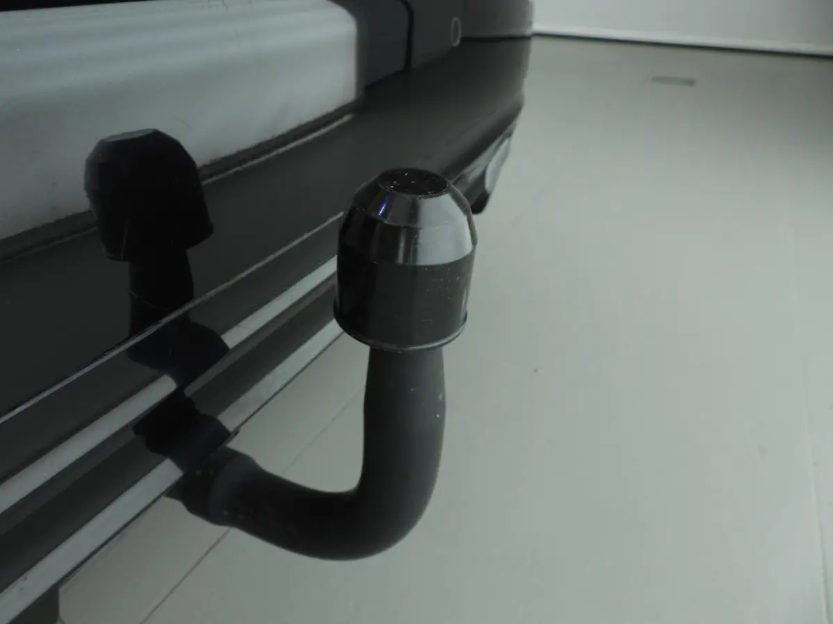 218i | LED | Leder | Navigatie | Trekhaak | Sportstoelen | Chrome line | Stoelverwarming | DAB | Alu 17 inch