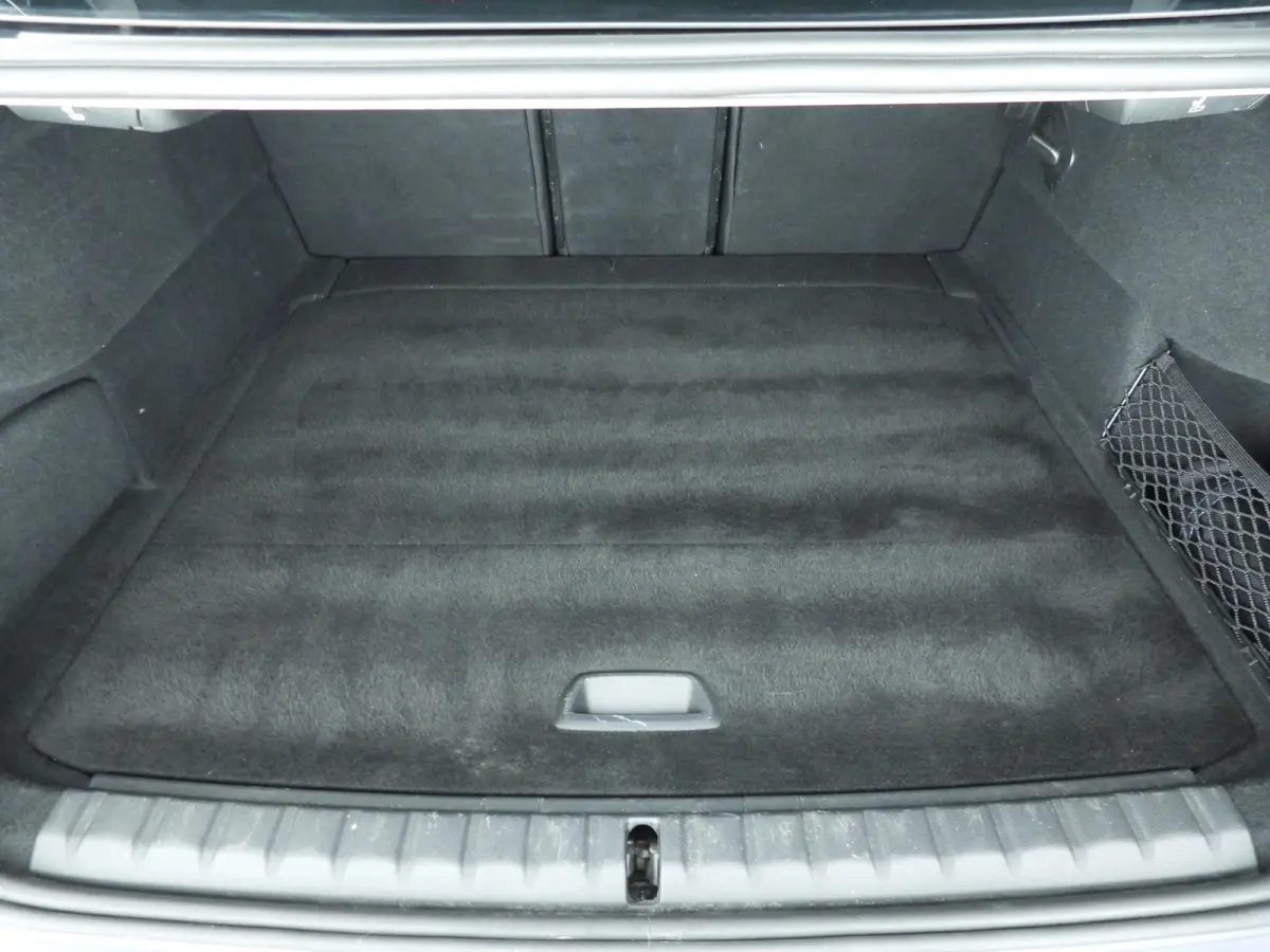 218i | LED | Leder | Navigatie | Trekhaak | Sportstoelen | Chrome line | Stoelverwarming | DAB | Alu 17 inch