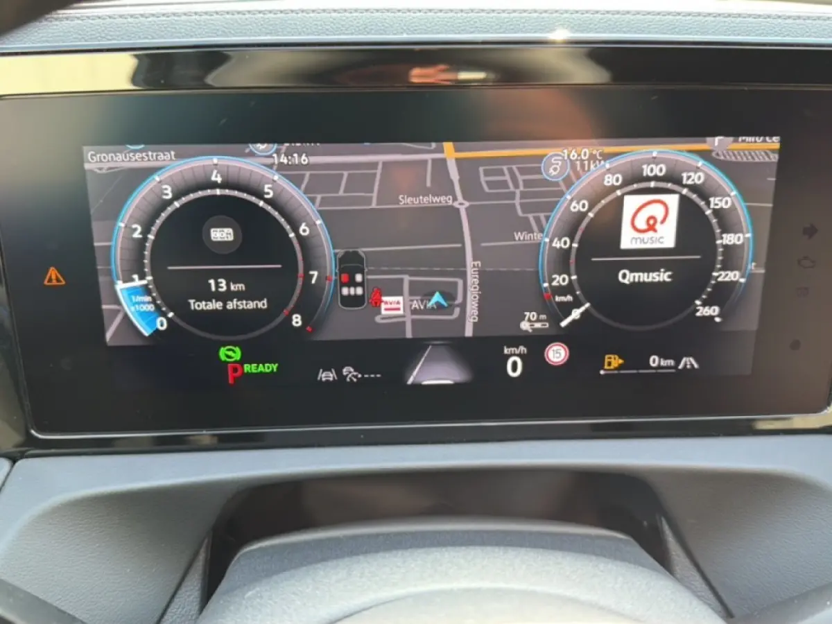 1.5 eTSI R-LINE PANO-DAK/TREKHAAK/CAMERA/HUD/E-KLEP