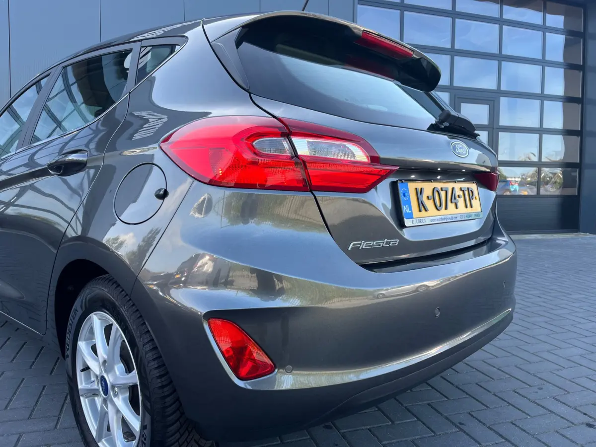1.0 EcoBoost Titanium/NL.Auto/Carplay/Stoelverwarming/Climatronic/1Ste Eigenaar/Dealer Onderhouden