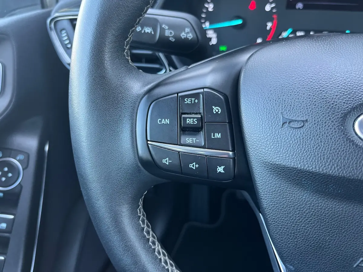1.0 EcoBoost Titanium/NL.Auto/Carplay/Stoelverwarming/Climatronic/1Ste Eigenaar/Dealer Onderhouden