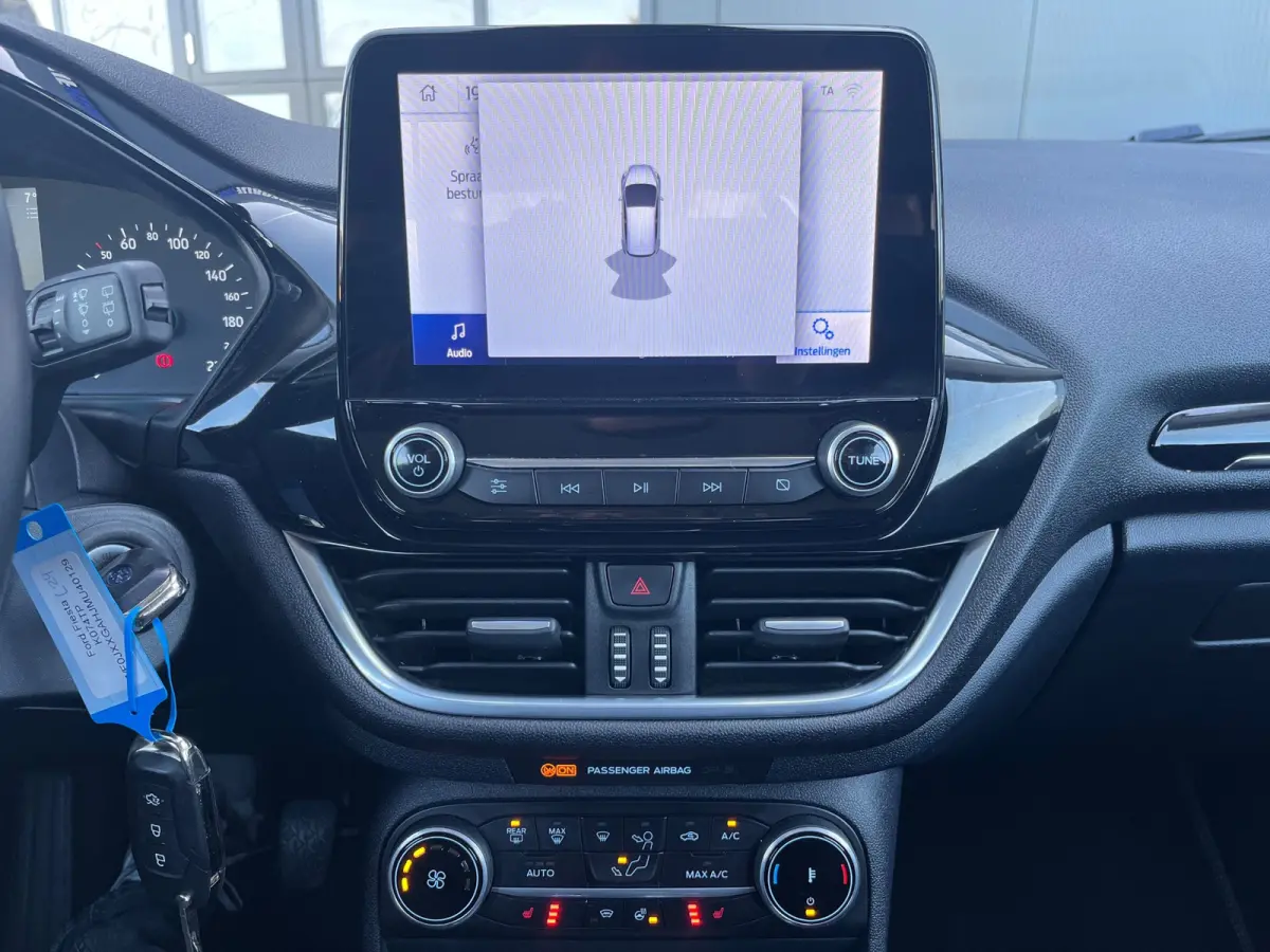 1.0 EcoBoost Titanium/NL.Auto/Carplay/Stoelverwarming/Climatronic/1Ste Eigenaar/Dealer Onderhouden
