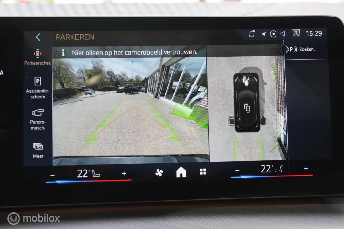 360cam, M sport onderstel, panoramadak 225e xDrive
