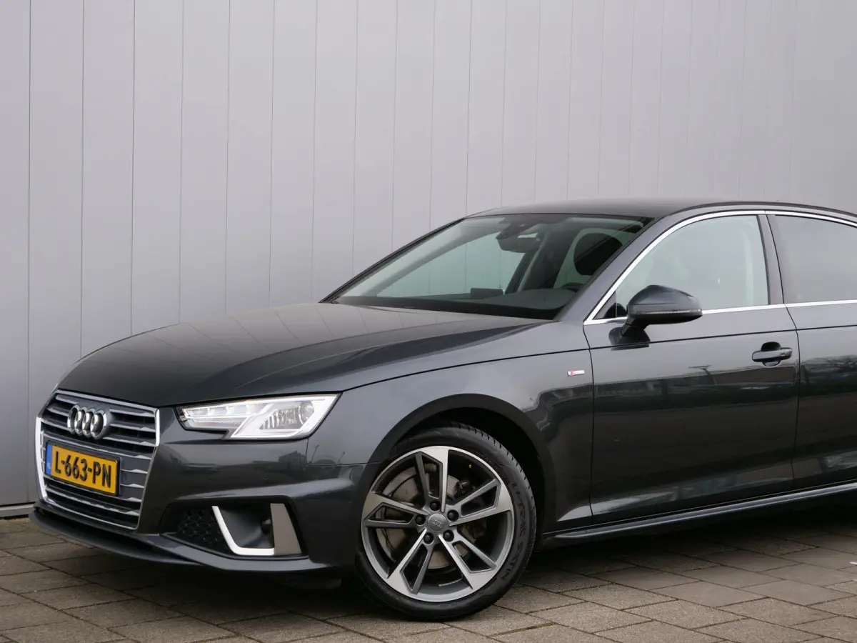 40 TFSI Sport S line 191 Pk Automaat Navigatie / PDC / Stoelverwaming / 18 inch