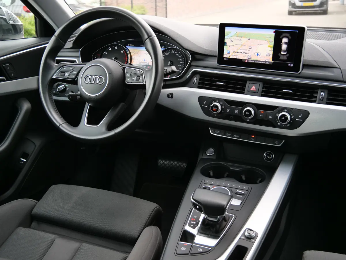 40 TFSI Sport S line 191 Pk Automaat Navigatie / PDC / Stoelverwaming / 18 inch