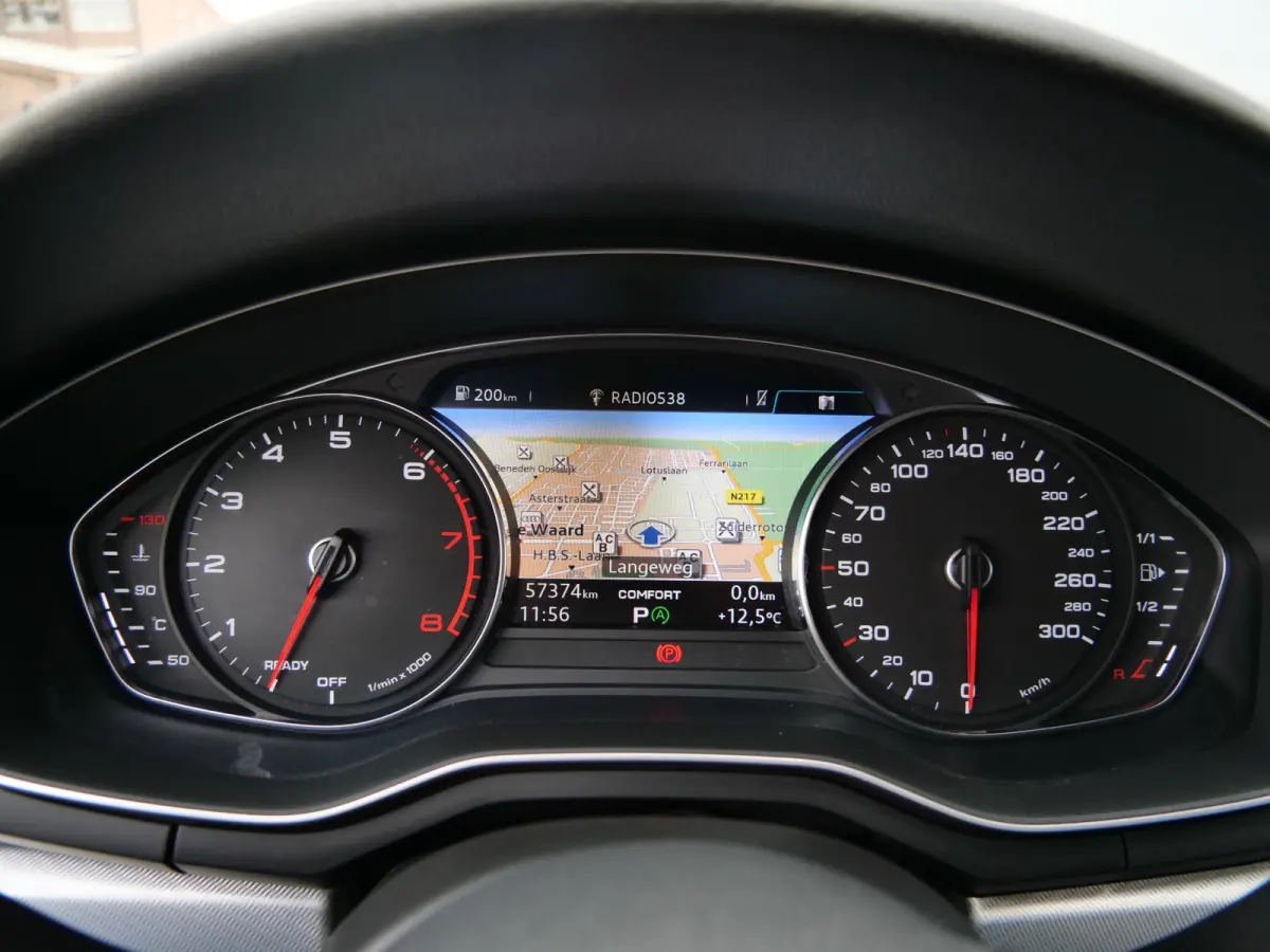 40 TFSI Sport S line 191 Pk Automaat Navigatie / PDC / Stoelverwaming / 18 inch