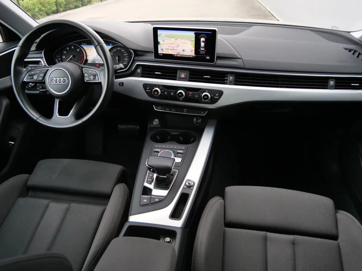 40 TFSI Sport S line 191 Pk Automaat Navigatie / PDC / Stoelverwaming / 18 inch