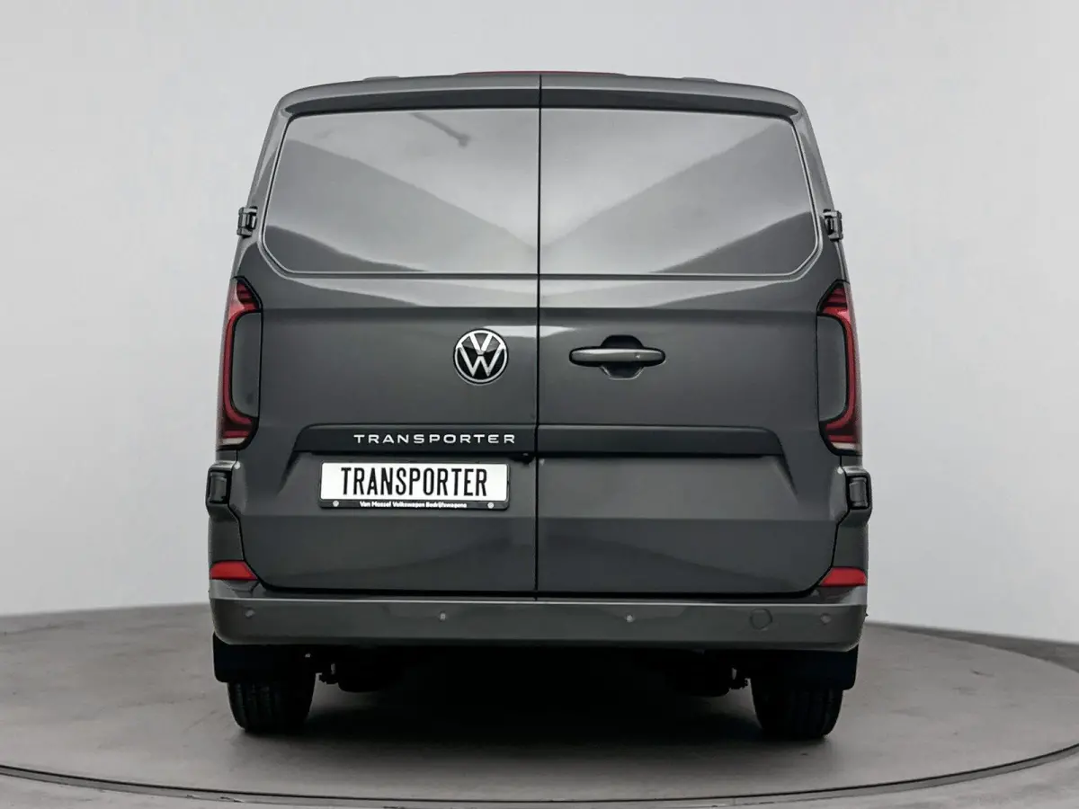 2.0 TDI L1H1 28 Bulli | Nieuwe Transporter | BPM VRIJ | Apple / Andriod Carplay | Automaat | Achter deuren zonder ruit |