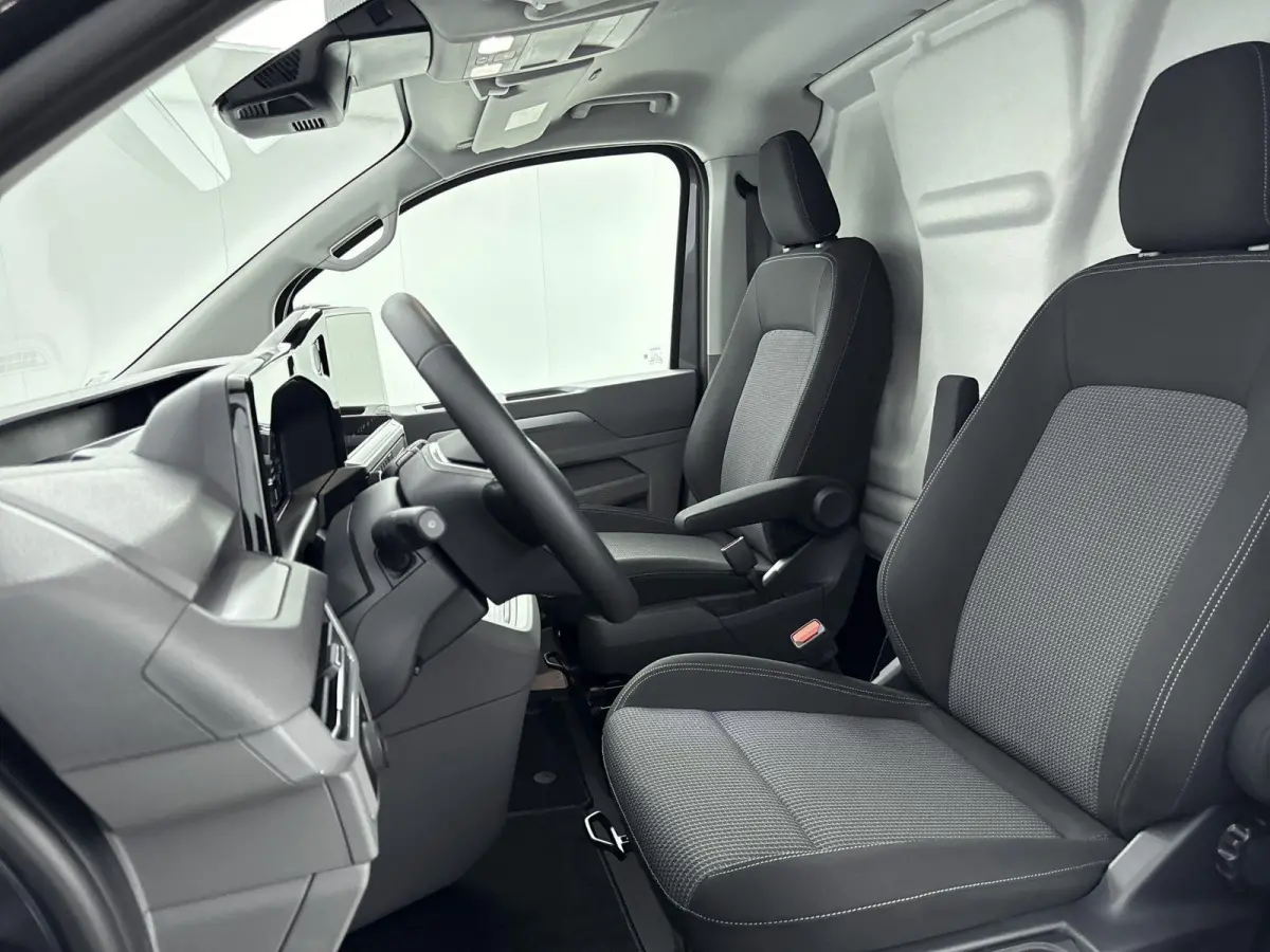 2.0 TDI L1H1 28 Bulli | Nieuwe Transporter | BPM VRIJ | Apple / Andriod Carplay | Automaat | Achter deuren zonder ruit |