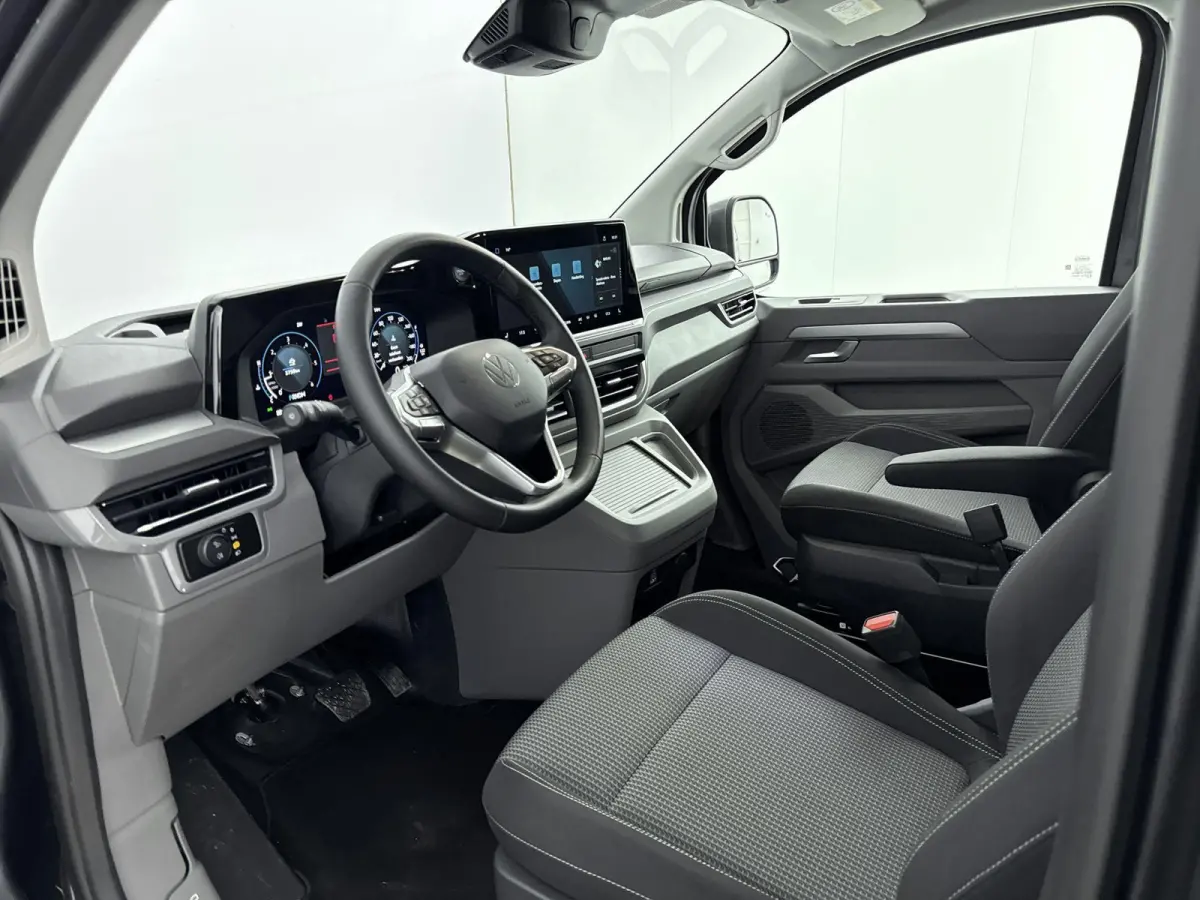 2.0 TDI L1H1 28 Bulli | Nieuwe Transporter | BPM VRIJ | Apple / Andriod Carplay | Automaat | Achter deuren zonder ruit |