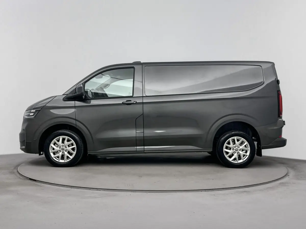 2.0 TDI L1H1 28 Bulli | Nieuwe Transporter | BPM VRIJ | Apple / Andriod Carplay | Automaat | Achter deuren zonder ruit |