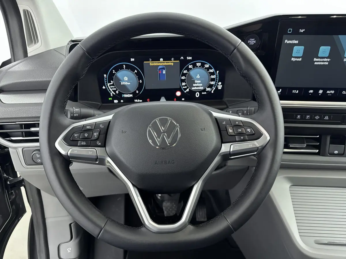 2.0 TDI L1H1 28 Bulli | Nieuwe Transporter | BPM VRIJ | Apple / Andriod Carplay | Automaat | Achter deuren zonder ruit |