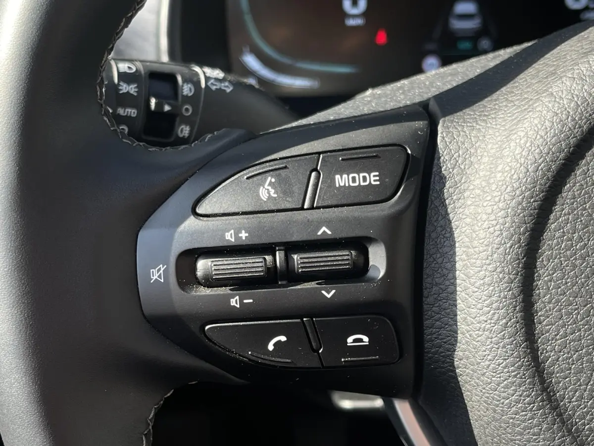 1.0 T-GDi MHEV DynamicLine | Virtual | Camera | LED | Climate Control | Cruise Control | Lane Assist | Ex-Demo |