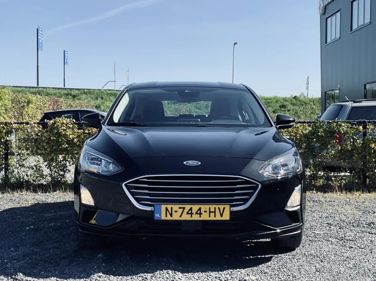 1.0 EcoBoost Trend Edition Business