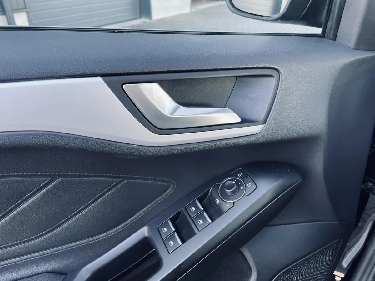 1.0 EcoBoost Trend Edition Business