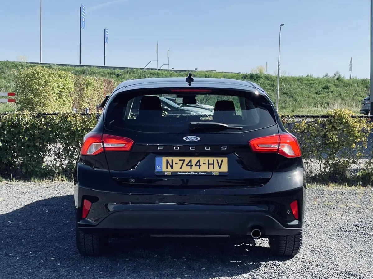 1.0 EcoBoost Trend Edition Business