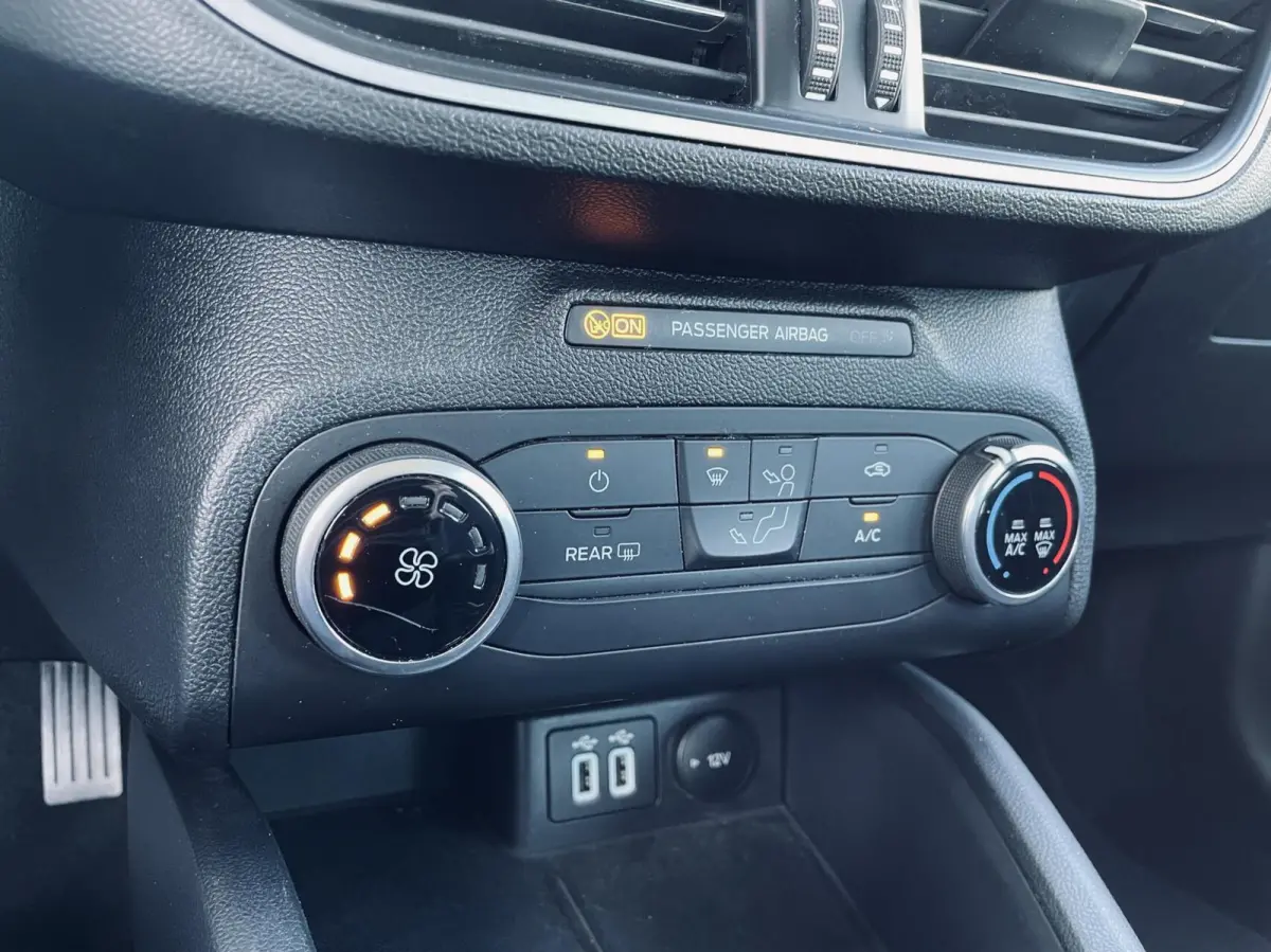 1.0 EcoBoost Trend Edition Business