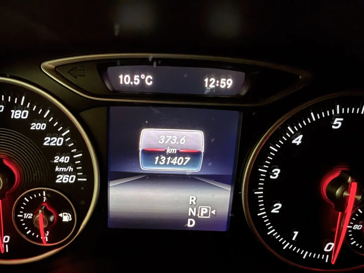 180 Prestige NAVI/LED/PDC/CRUISE/H-LEDER///