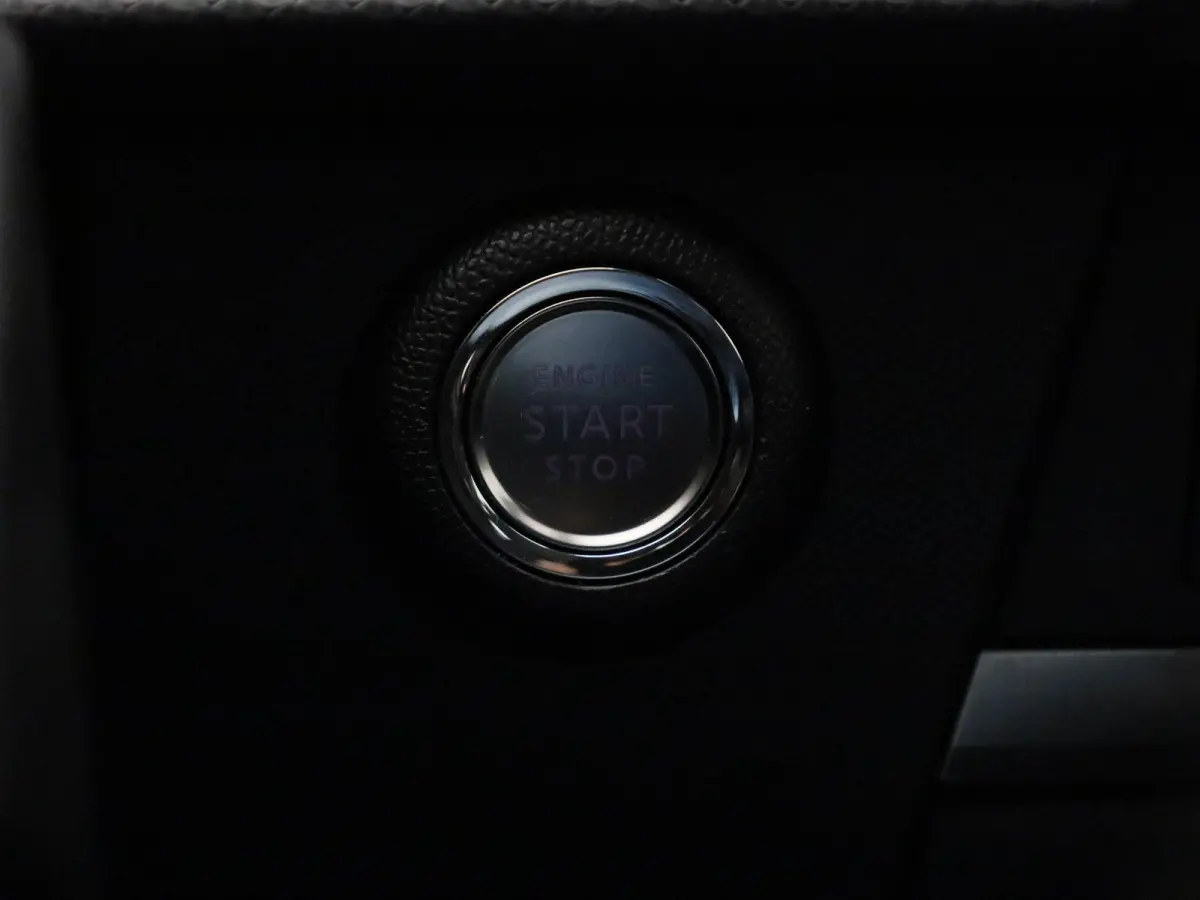 1.2 Level 2 | NAVIGATIE | CLIMATE CONTROL | PARKEERSENSOREN VOOR EN ACHTER | TREKHAAK |
