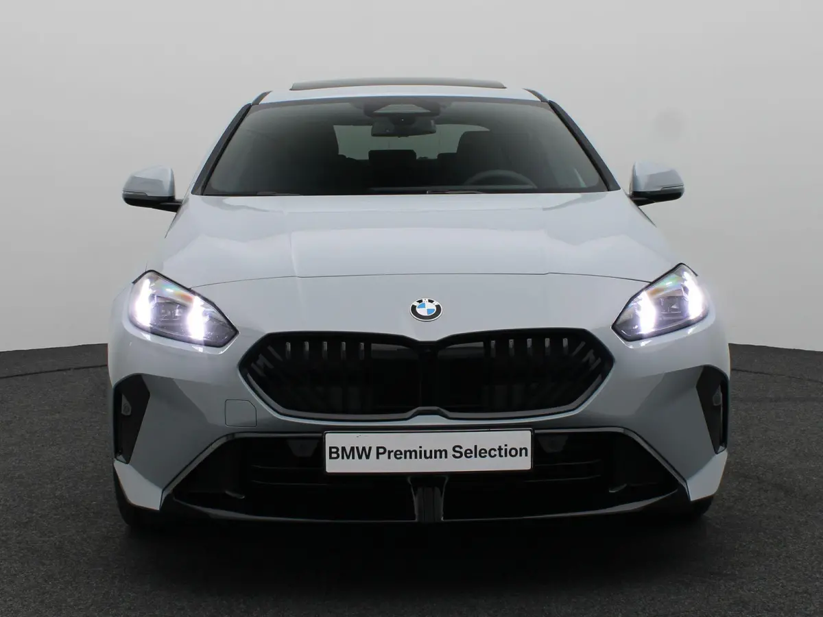 220 M Sportpakket Pro | Panoramadak | Harman Kardon | Parkeercamera | 18"