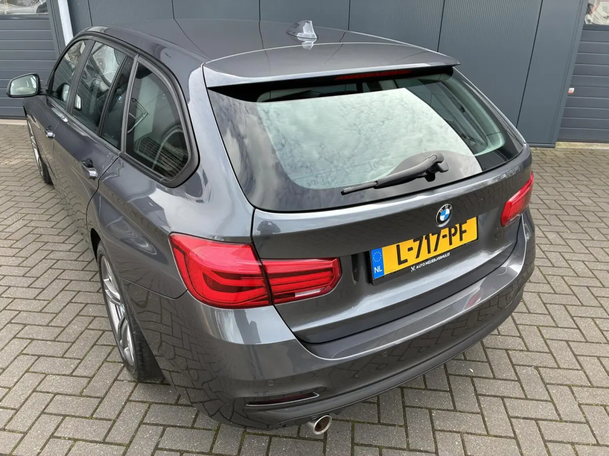 318d | CLIMA | NAVI | STOELVERWARMING