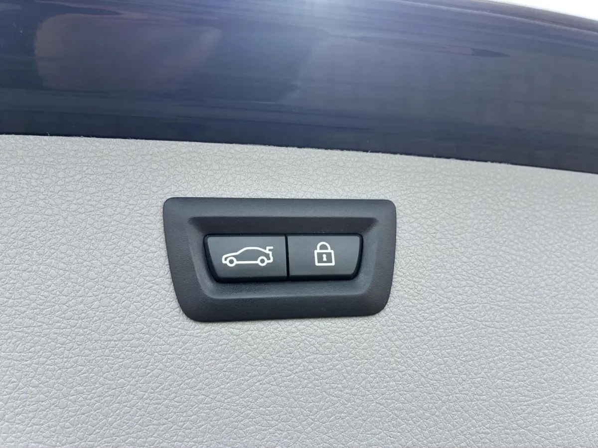 318d | CLIMA | NAVI | STOELVERWARMING