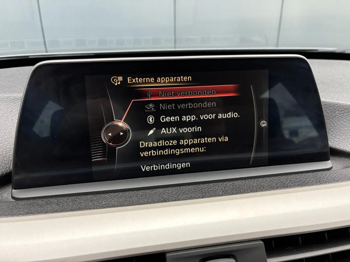 318d | CLIMA | NAVI | STOELVERWARMING
