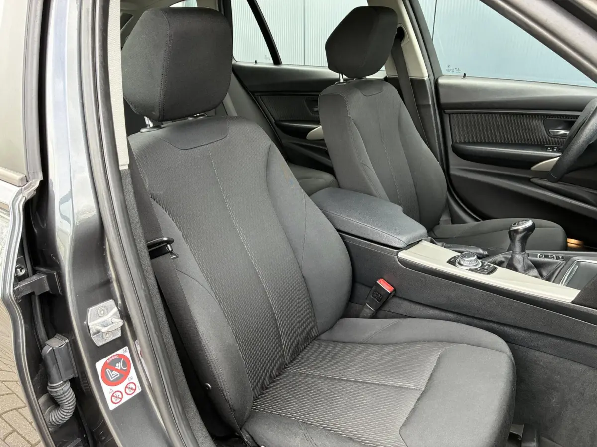 318d | CLIMA | NAVI | STOELVERWARMING