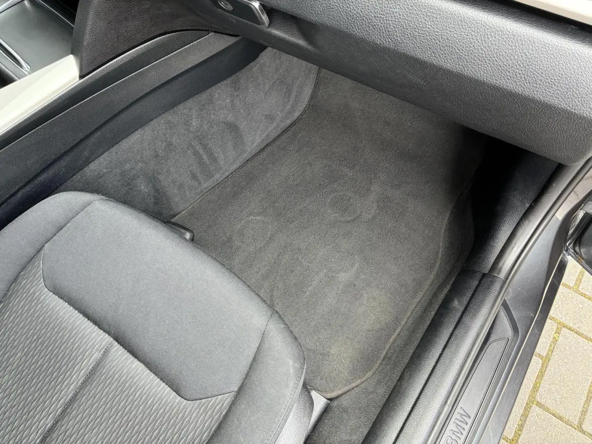 318d | CLIMA | NAVI | STOELVERWARMING