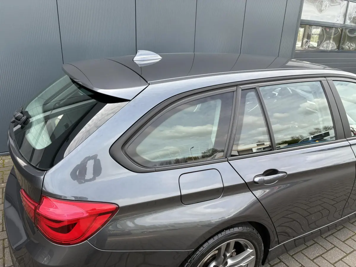 318d | CLIMA | NAVI | STOELVERWARMING