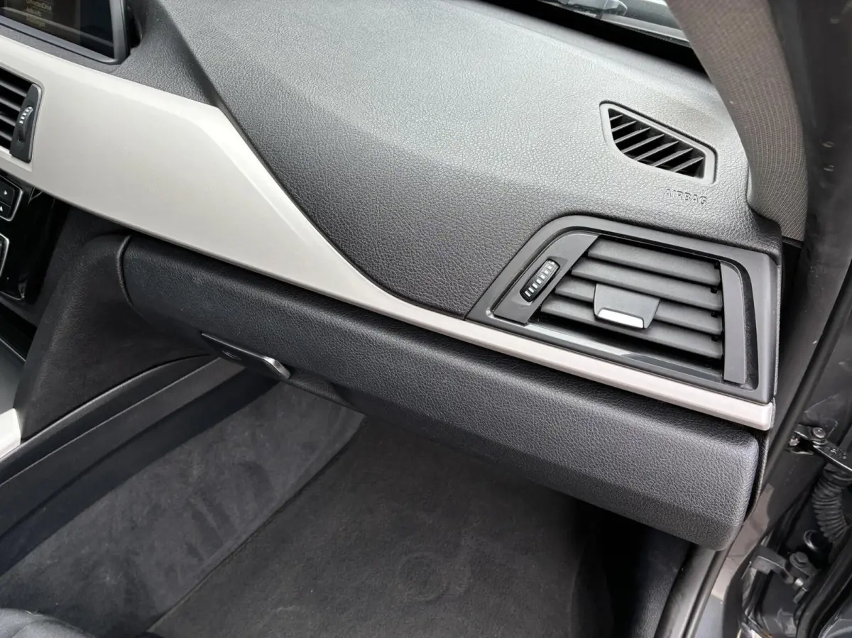 318d | CLIMA | NAVI | STOELVERWARMING